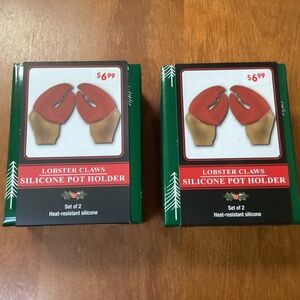 Lobster Claws Silicone Pot Holder New with tag  Prewrapped & ready to give